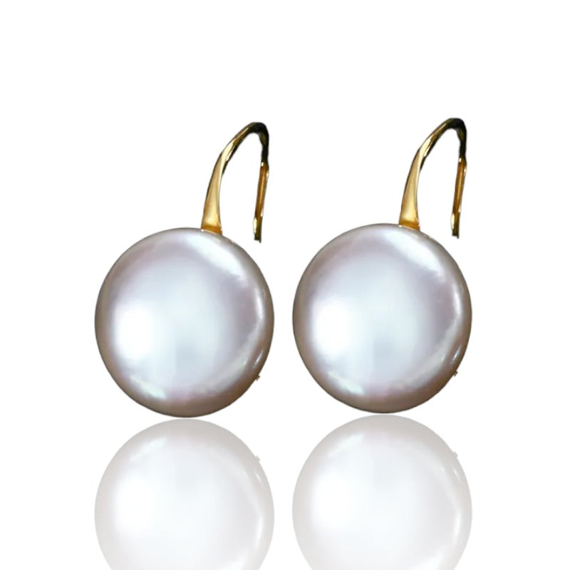 Pearl drop earrings